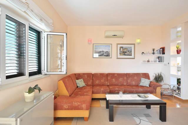 Apartment Lejo 예세니체 객실 사진